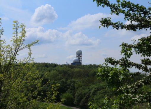 Teufelsberg mit ehemaliger Abhörstation