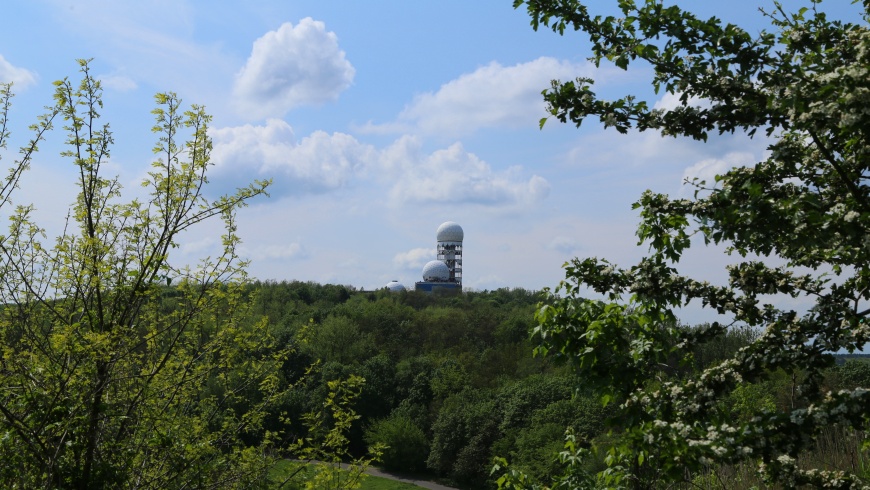 Teufelsberg mit ehemaliger Abhörstation