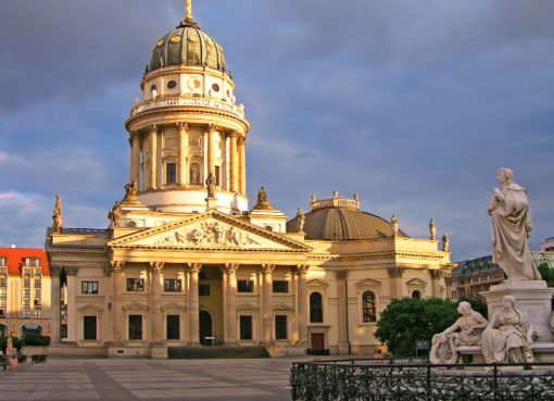 Der Gendarmenmarkt in Berlin-Mitte - Foto: © Depositphotos, karnizz