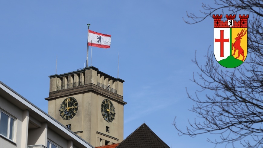 Turm des Rathaus Schöneberg