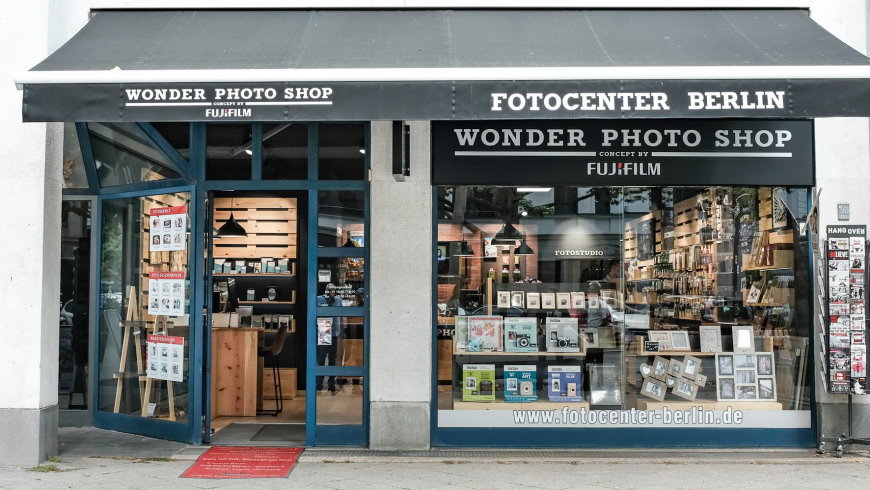 Wonder Photo Shop in Berlin: neueste Trends und kreative  Fotoprodukte aus dem FUJIFILM Sortiment - Foto: FUJIFILM Imaging  Systems