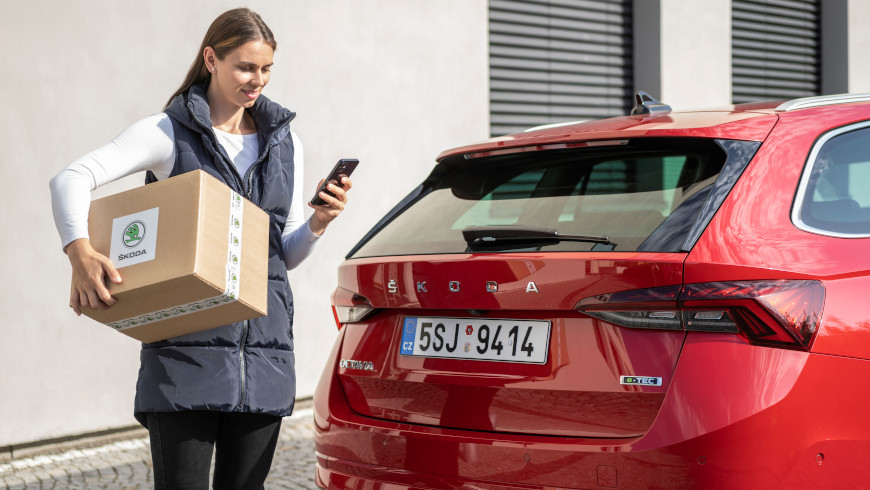 SKODA AUTO ermöglicht per Car Access die Lieferung von Online-Bestellungen direkt ins Auto.