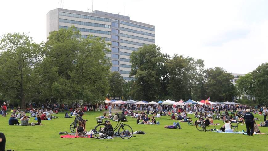 Preußenpark mit Thaimarkt