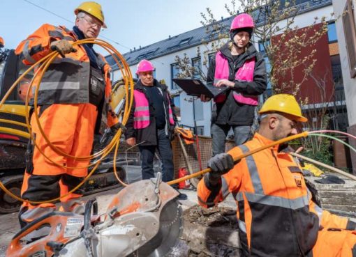 Telekom: Glasfaserausbau