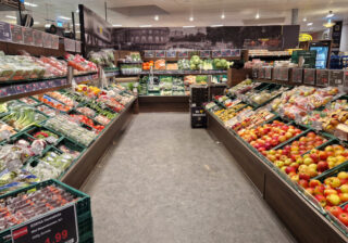 EDEKA Mc Lenachan in der Neuen Kantstraße in Charlottenburg